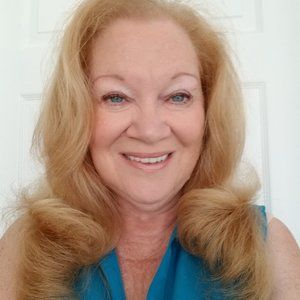 Meet your Posher, Cindy